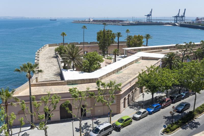 Turismo - Ayuntamiento de Cádiz  Baluarte de la Candelaria